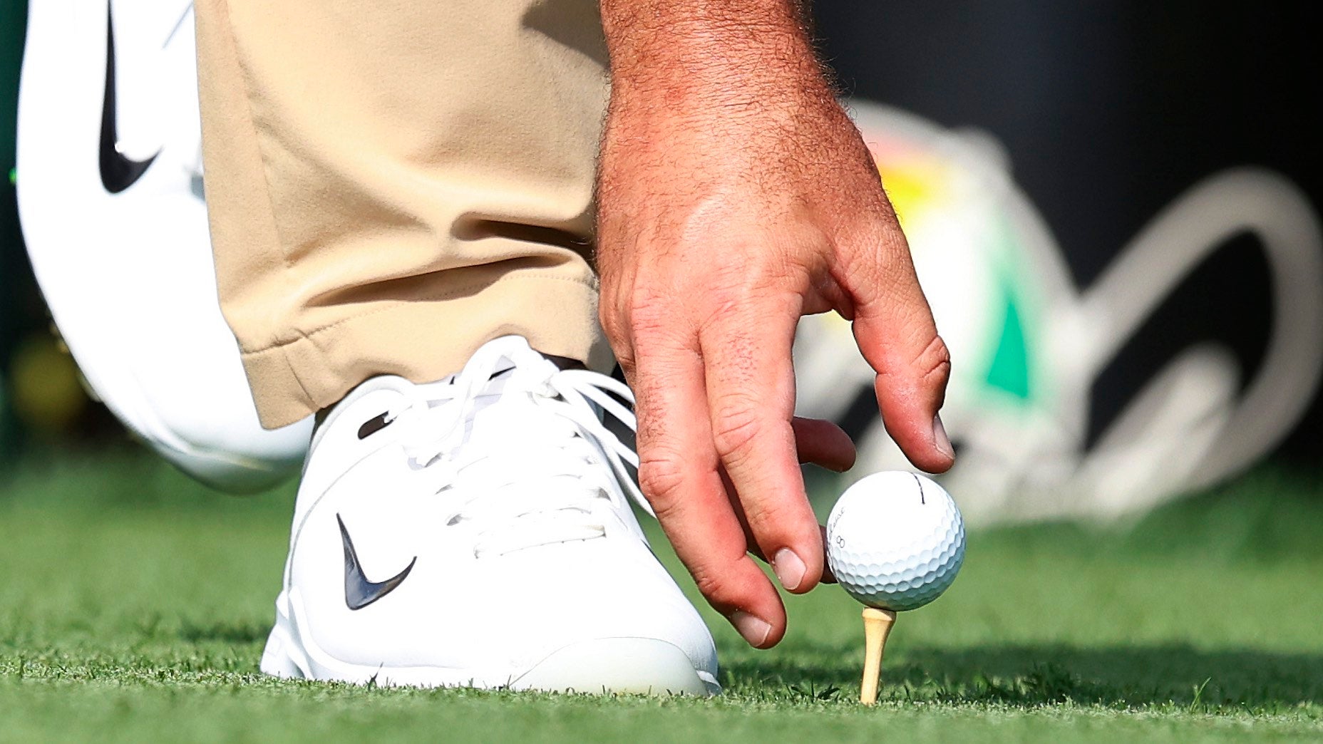 golf ball tee height